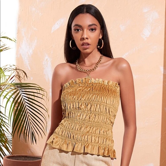 🌻 Gold Velvet Shirred Gathered Tube Top - Picture 2 of 7
